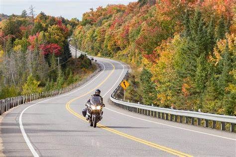 Best Motorcycle Routes: Scenic Journeys for Riders